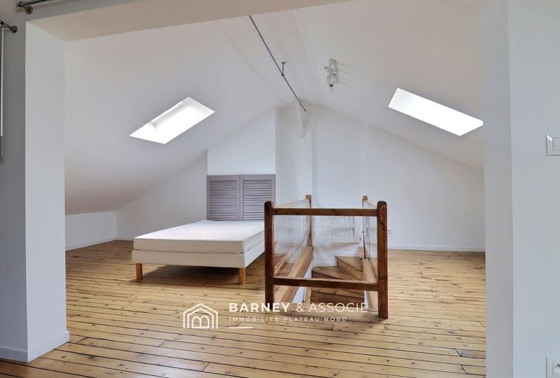 Maison ancienne - 184 m² - 8 pièces