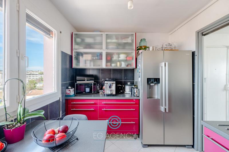 Appartement - 65 m² - 3 pièces