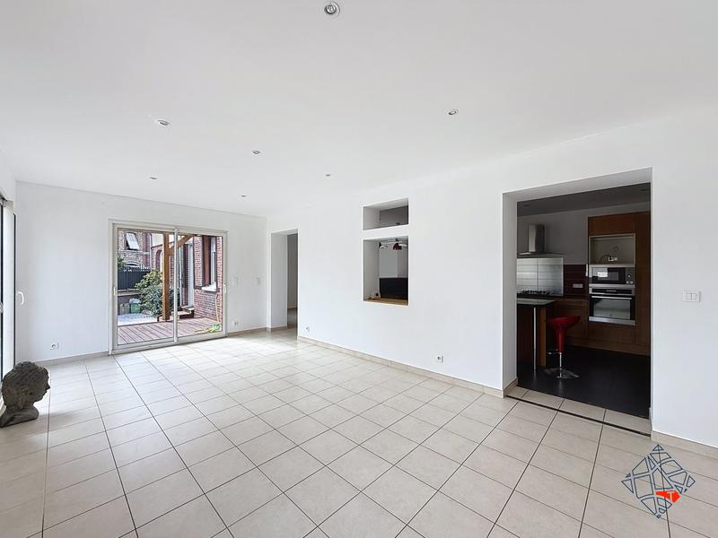 Maison - 160 m² - 7 pièces