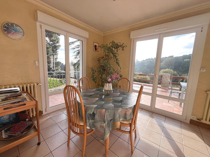 Maison - 188 m² - 6 pièces