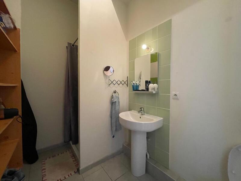 Studio - 28 m² - 1 pièce