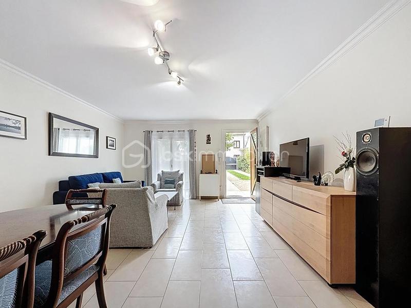 Maison - 104 m² - 5 pièces