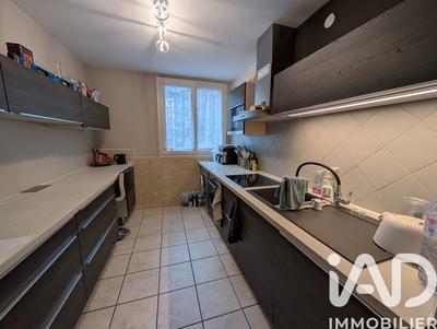 Appartement - 74 m² - 4 pièces