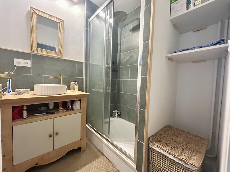 Appartement - 60 m² - 2 pièces