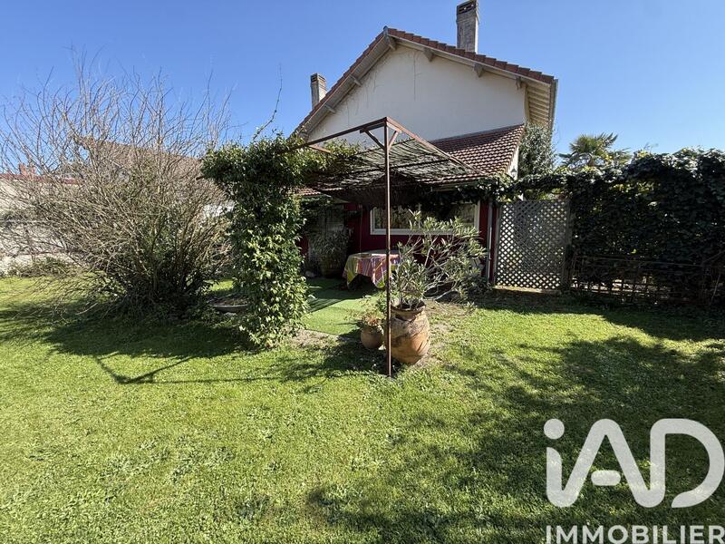 Maison - 139 m² - 6 pièces