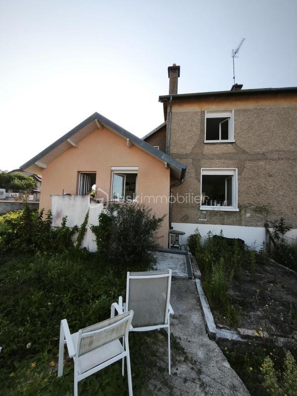 Maison - 99 m² - 4 pièces