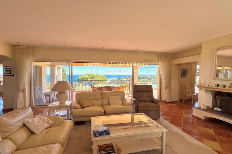 Maison - 213 m² - 7 pièces