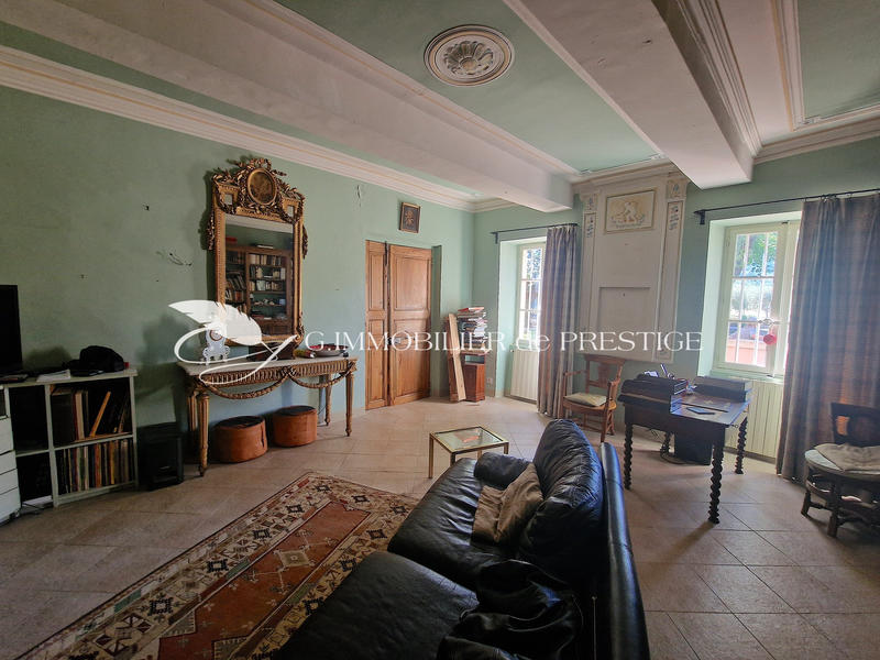 Bastide - 250 m² - 7 pièces