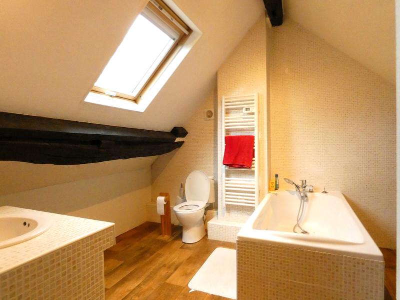 Ferme - 250 m² - 8 pièces