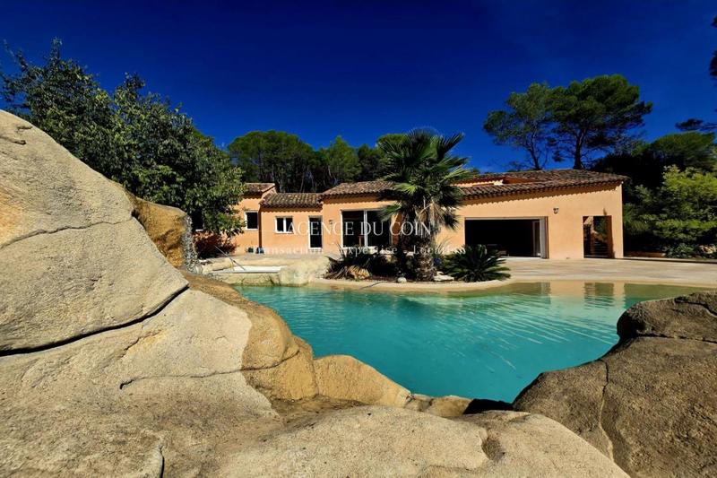 Villa - 295 m² - 7 pièces