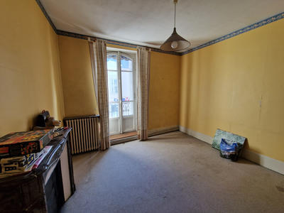 Appartement - 125 m² - 6 pièces