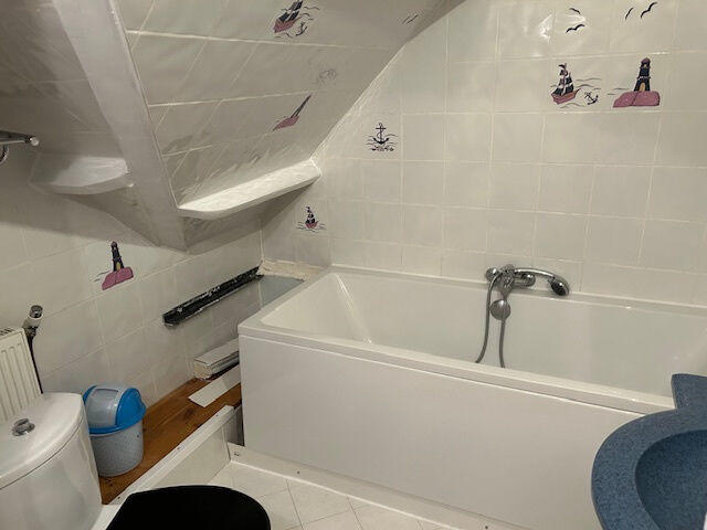 Maison - 226 m² - 11 pièces