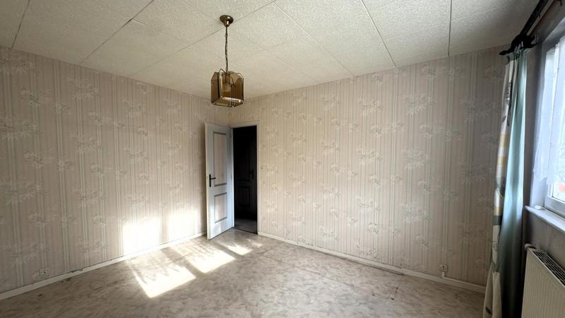 Maison - 99 m² - 5 pièces