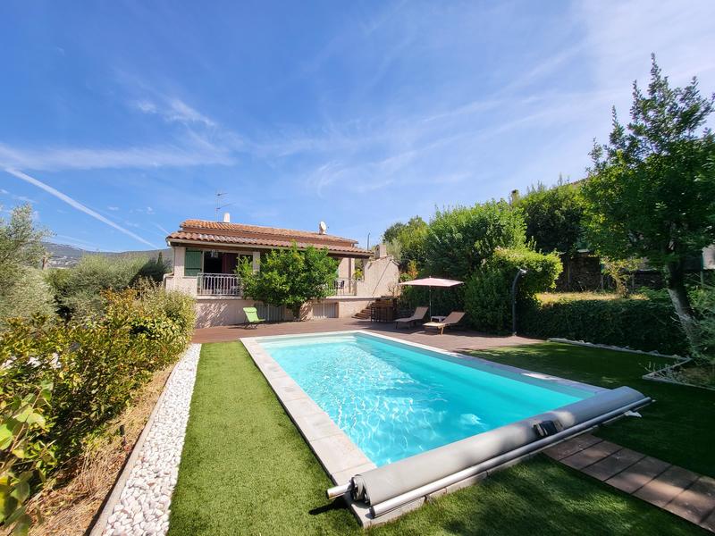 Villa - 150 m² - 6 pièces