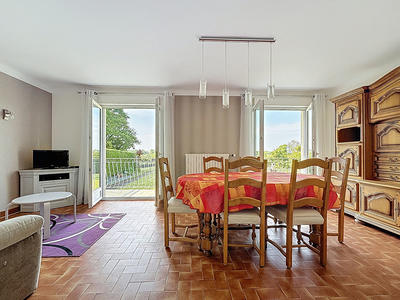 Maison - 110 m² - 6 pièces