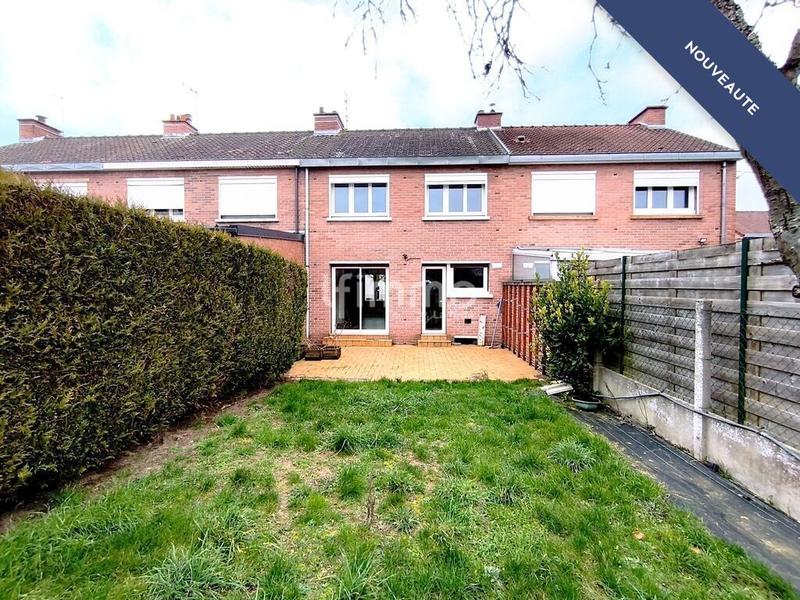 Maison - 70 m² - 4 pièces