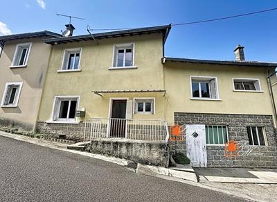 Maison - 115 m² - 6 pièces