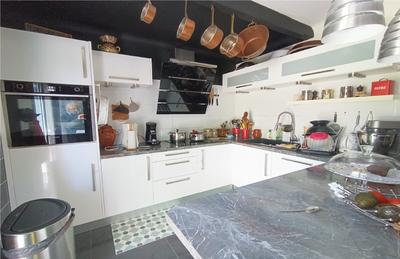 Maison - 124 m² - 7 pièces