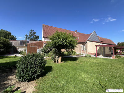 Maison - 257 m² - 10 pièces