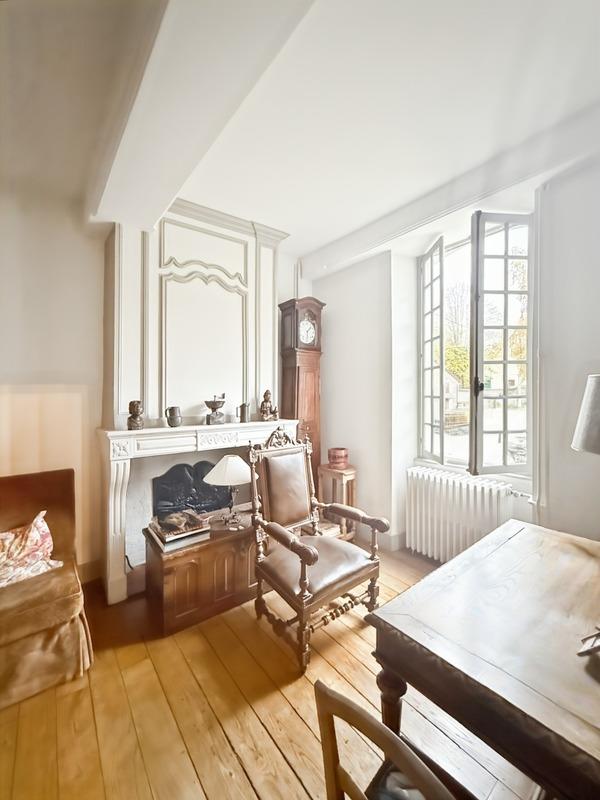 Propriété - 252 m² - 10 pièces