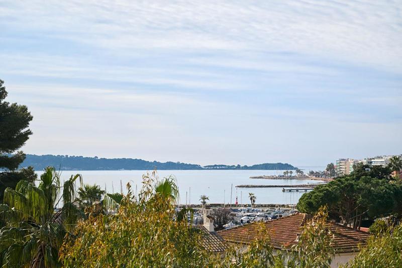 Appartement - 87 m² - 4 pièces