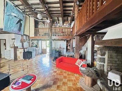 Maison - 280 m² - 7 pièces