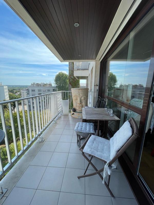 Appartement - 79 m² - 3 pièces