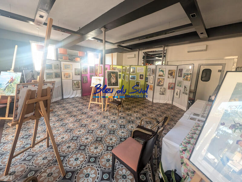 Maison - 222 m² - 3 pièces