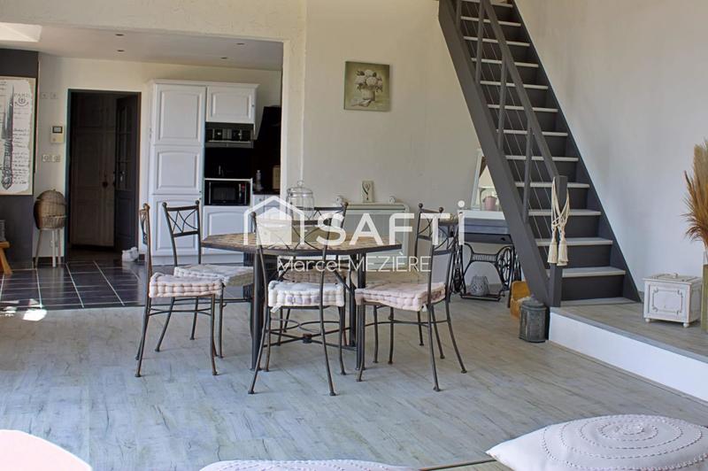 Maison - 285 m² - 8 pièces