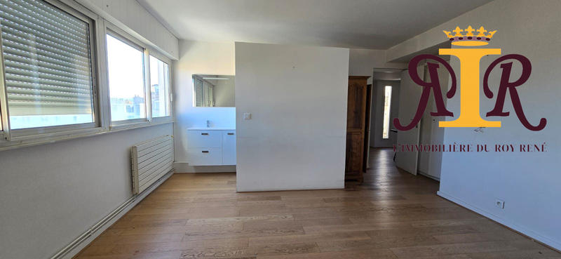 Appartement - 150 m² - 5 pièces