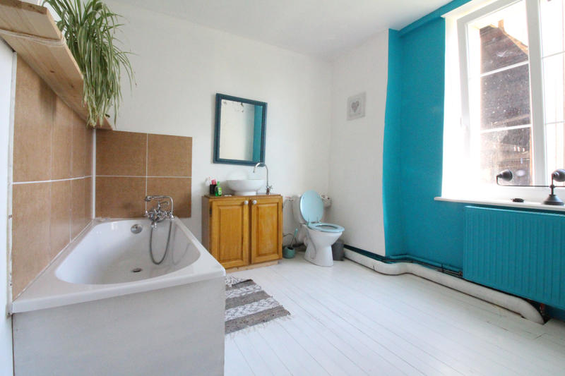 Maison - 225 m² - 6 pièces