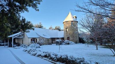 Moulin - 173 m² - 9 pièces