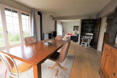 Maison - 175 m² - 7 pièces