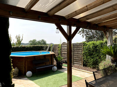 Maison - 102 m² - 4 pièces