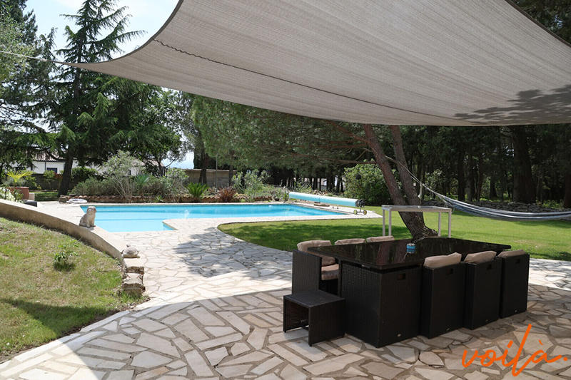 Maison - 181 m² - 6 pièces