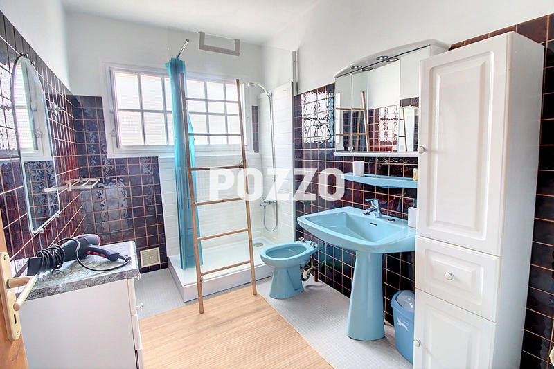 Maison - 172 m² - 6 pièces