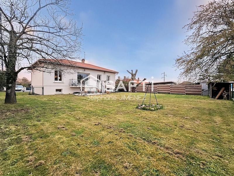 Maison - 140 m² - 5 pièces