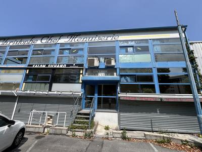 Bureau - 250 m² - 10 pièces