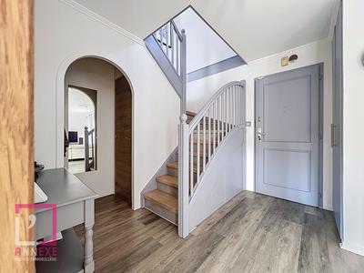 Maison - 118 m² - 6 pièces