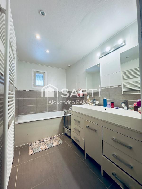 Maison - 173 m² - 7 pièces