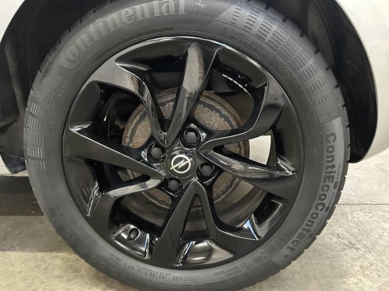 Opel Corsa 1.4 90 ch Black Edition