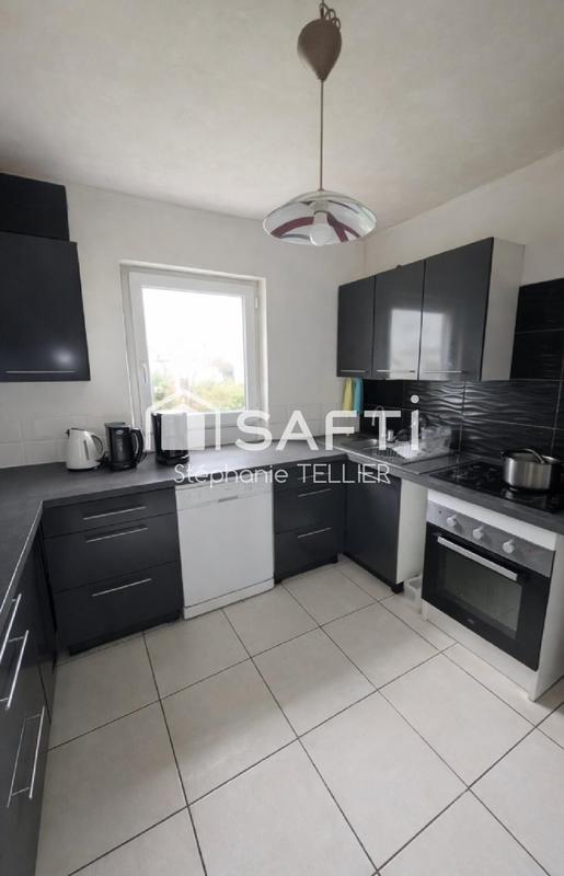 Maison - 90 m² - 6 pièces