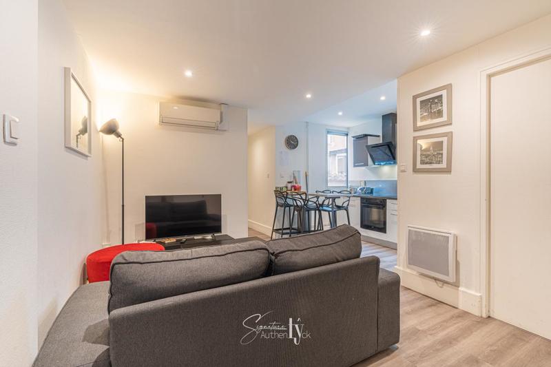 Appartement - 100 m² - 4 pièces