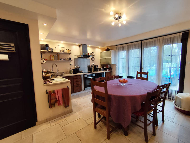 Maison - 191 m² - 7 pièces