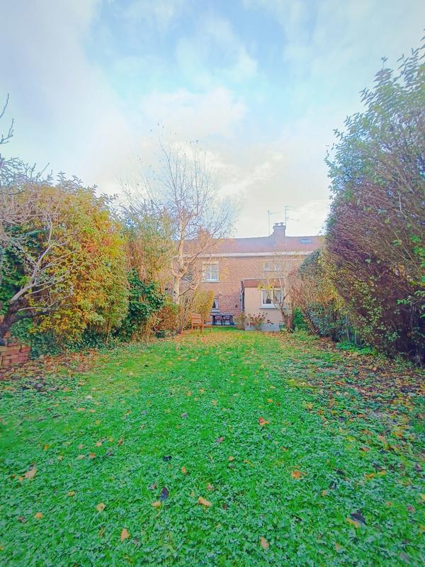 Maison - 84 m² - 5 pièces