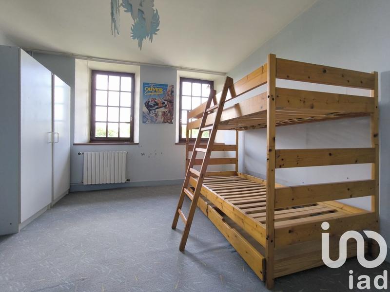 Maison - 230 m² - 9 pièces