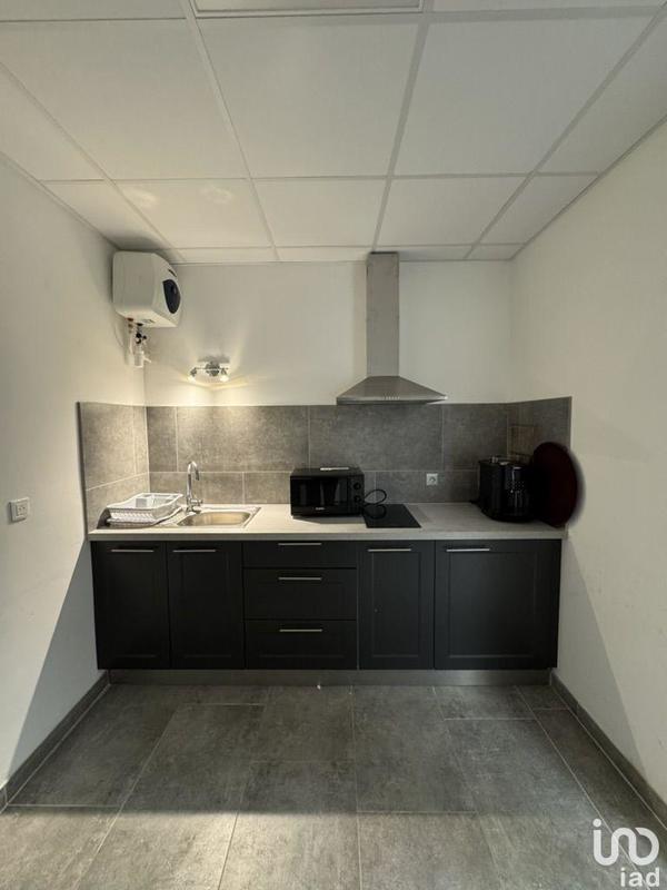 Local commercial - 110 m²