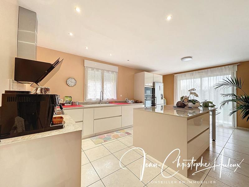 Villa - 190 m² - 6 pièces