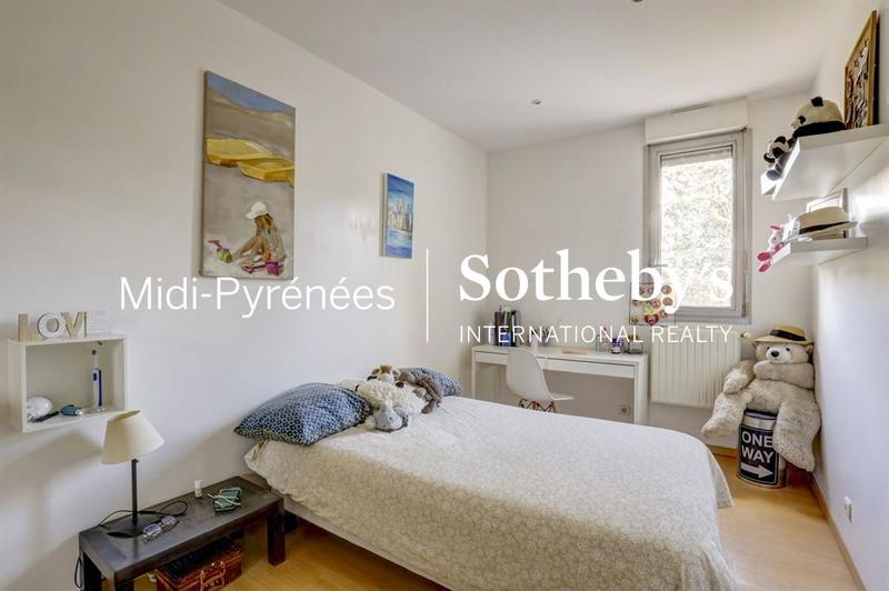 Appartement - 130 m² - 5 pièces