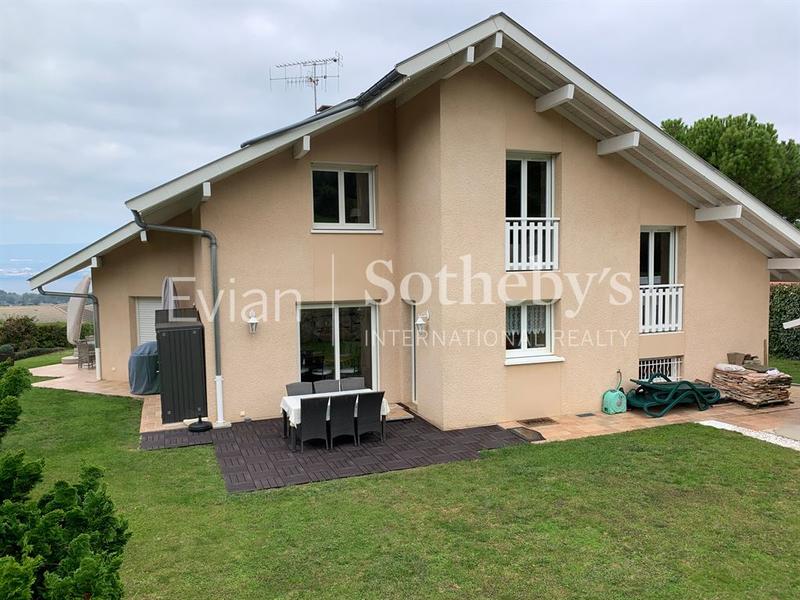 Maison - 171 m² - 5 pièces